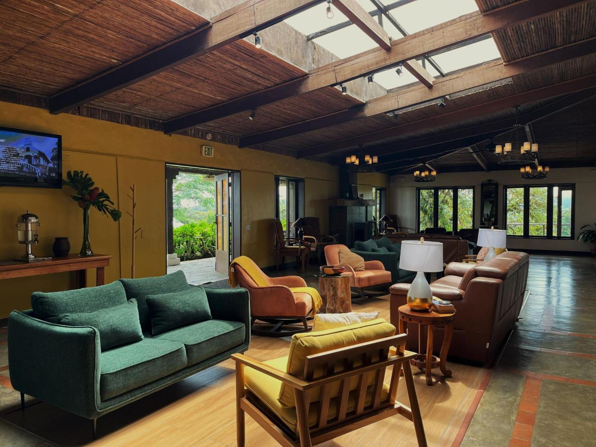 Villa Blanca Cloud Forest Hotel & Retreat San Ramon  Exterior photo